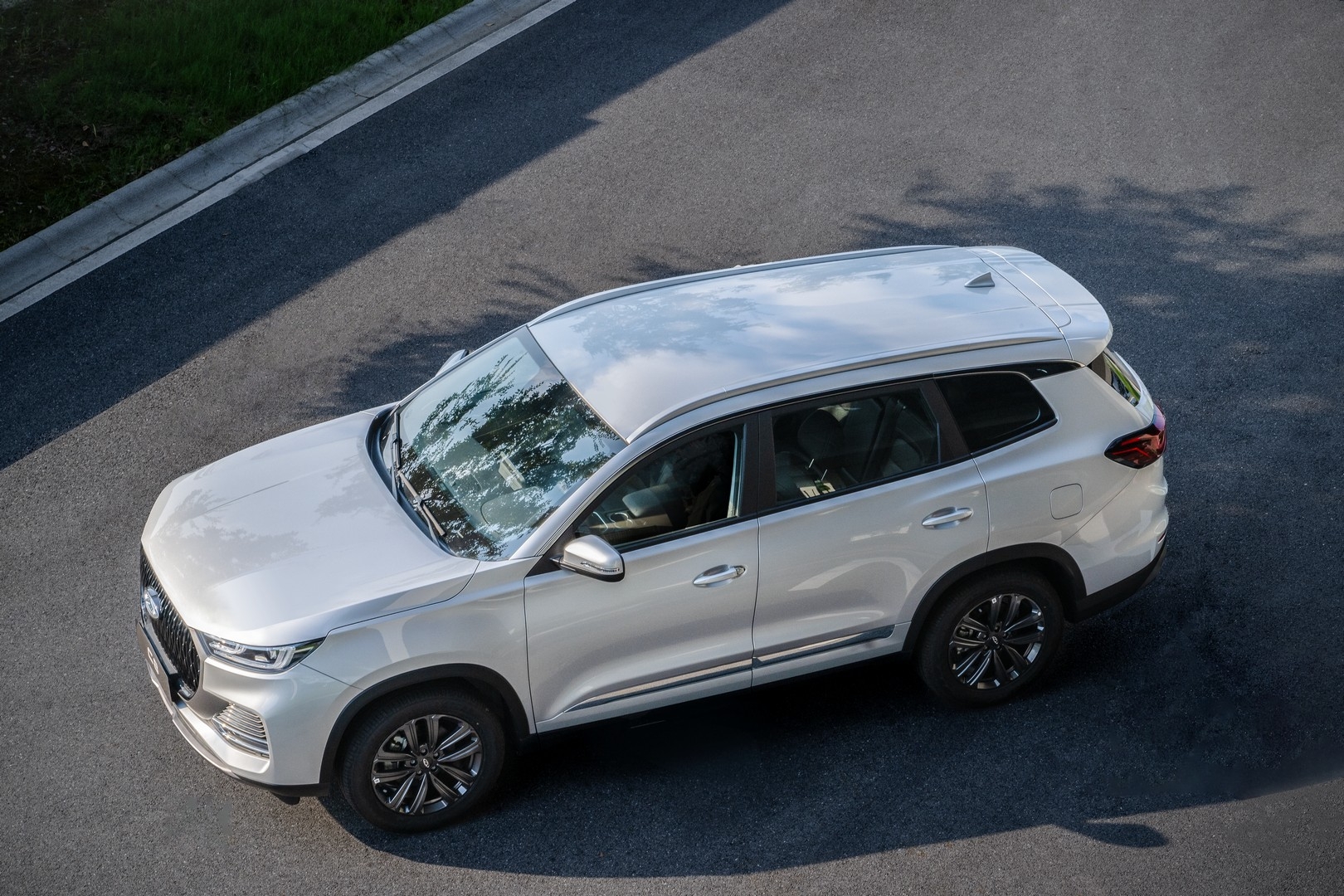 Chery C8, ЭЛЕКТРОРЕГУЛИРОВКА И ОБОГРЕВ БОКОВЫХ ЗЕРКАЛ	